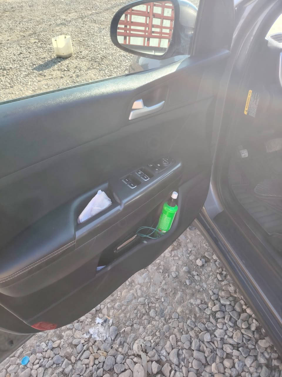 السلام عليكم سبورتنج 17 وارد أمريكي حادثها بنيد وجاملق السعر ١٤٥ وبيها مجال مكانها واسط عزيزية *********** () ***********
