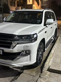 لاندكروز 20 فول  ساز  مكفوله من الصبغ والبترد  معروف مواصفات الاندكروز...