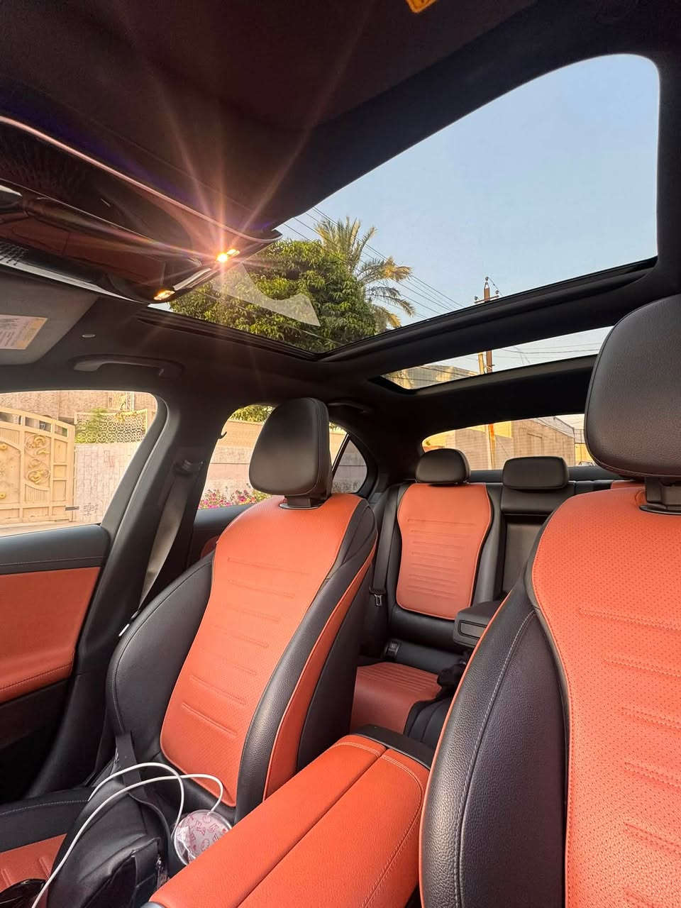 السلام عليكم
للبيع c300 موديل 2023

اعلى فئة بالمواصفات

بانوراما

بدي كت AMG

داتا شو 

كراسي تدفئة تبريد مساج

كامرات محيطية 360 درجة

وبعد المواصفات كلش هواية معروفة

ماشية 46,000 ميل

بدون ايرباك الجاملغ الخلفي والباب الخلفية مصبوغة موجود التقرير من بدي كار

رقم اربيل بأسمي 
السعر 33,800$

للاستفسار ***********
