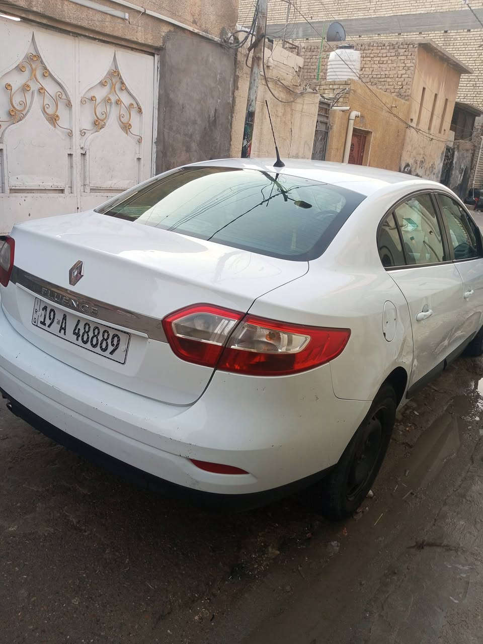 السلام عليكم رينو 2016كربلاءمكينه اوكير كفاله بيها باب السايق والخلفي صبغ السعر 70اوبيها مجال مكان السياره بغداد موبايل ***********
