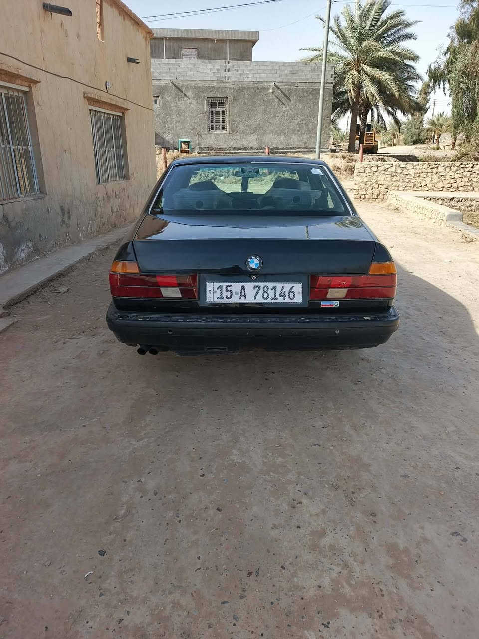 سلام عليكم
بي ام 735 محرك مفتوح  كير  اوتو خير من الله شرط ع فحص حداديه صدر امامي خلفي  فول السياره جاهزه خير من الله 
السياره يرادله ادامه نوزلات وبلاكات السياره شغاله وتمشي ومتوكفك خير من الله. ترايك وين متريد   للبيع او مراوس العنوان الرمادي 5 كيلو   السعر ٤٥ وبيه مجال. قليل . ***********
