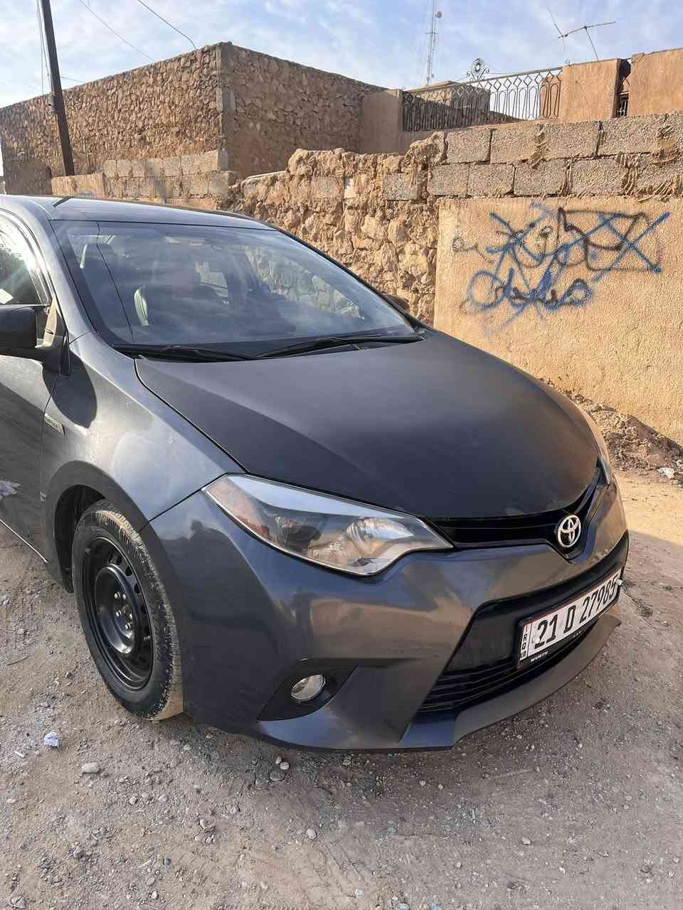 سلام عليكم       
كورلا للبيع. موديل ٢٠١٦ S 
رقم  جديد سليمانيه بسمي 
ضرر فقط بنيد. وبيها مكان بارد 
كير ومحرك شرط  
مكان صلاح الدين بيجي  
السعر 126 ورقه
        
***********
