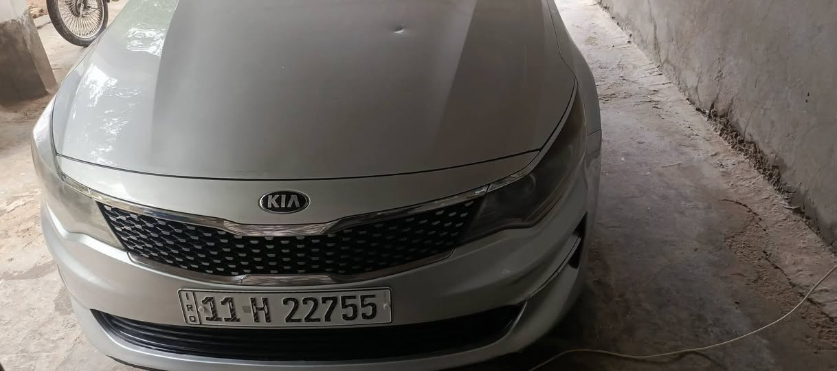 السلام عليكم ورحمه الله كيا اوبتيما وارد امريكي كلشي موضح بالصور سونارها موجود  سيارة فول فول واحد ع واحد جاهزة ع الاخير .رقم بغداد. بسمي انكليزي.للاستفسار ..***********
سعرها ١٢٩ بيها مجال كلش قليل وكلشي واضح امامك .محرك كير حداديه تاير دسك ...ترايك للسعودية .. حلة, بابل
