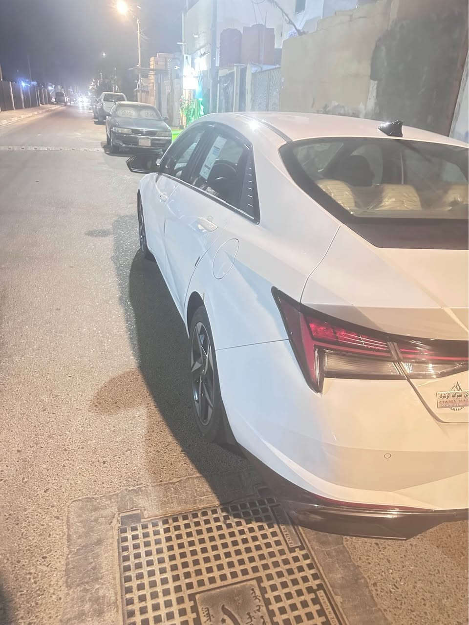 النترا خليجي موديل 2021
ماشيه 60 الف 
الرقم اربيل 
فول مواصفات 
مكينه 2000
بصمه 
فتحه 
تبريد قطعتين 
حساسات خلفي امامي 
تلفزيون كأمره 
بيه صبغ نص جاملغ والباب 
طخه خفيفه 
للاتصال *********** البصرة, العراق
