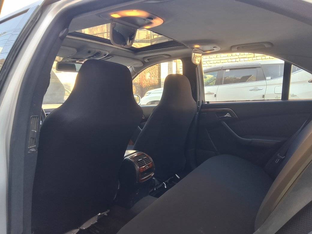 مارسدس غواصة 2005 فول مواصفات جاهزة للاخير تخم تاير حدادية جديدة ترايها زيرو (ادوات بدون كص) السعر 40 عنوان بغداد للاتصال ***********
