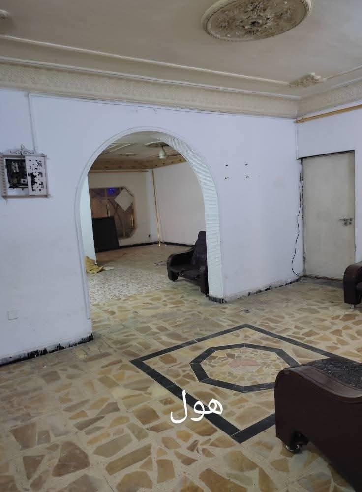 بيت للايجار السيديه الضباط ٣٠٠ متر للاستفسار الاتصال على الرقم ***********ابو عبدالله الخفاجي
