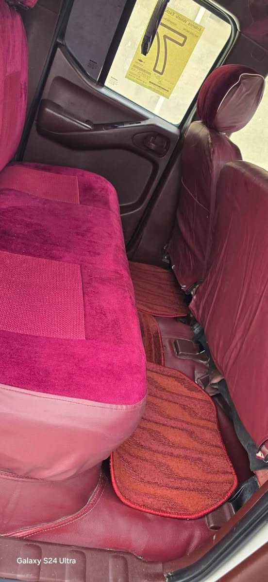 سلام عليكم 
نيفاره موديل ((2009)) رقم بغداد نكليزي بسمي تحويل مباشر شاصي كفاله ضربه وكلبه وتبديل مكينه كير حداديه طخم تاير كهربايات كله شغاله داخل جديد مكان بصره سعره $(85) وبيه مجال((***********))((***********)))
