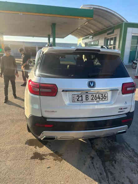 شنجان cs95 موديل 2019 
للبيع فول مواصفات مواصفات السيارة معروفة بانو راما كراسي جلد كهربائية جام اوتو تقفيل وفتح تشغيل عن بعد محرك اربعة سلندر حجم 2000 تيربو بانزين عادي 

قباغ مكينه مفتوح فقد 

***********

مو محسن من الشركة استعمل البانزين العادي رقم بغداد بأسمي ماشية 200,000 الف كيلو السيارة خليجية مكفولة من صبغ وضربة بيه بعض الملاحضات بسيطة بالكشر سعر السيارة.  117 ورقة وبيه مجال بسيط السيارة 7 راكب موجودة بغداد 
 الاتصال بالهاتف *********** 
مكان  بغداد المدينة الصدر بغداد
