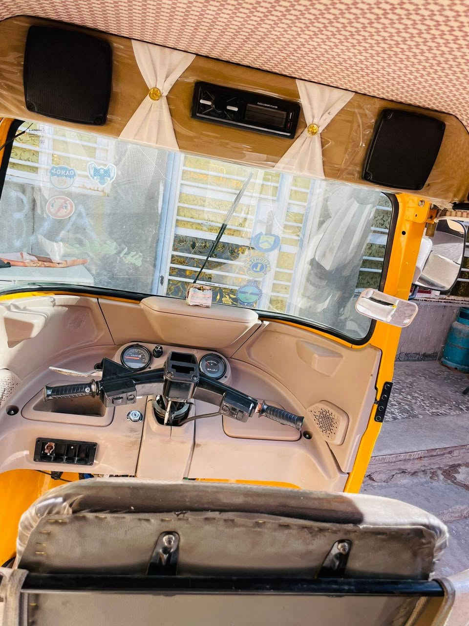 سلام عليكم تكتك للبيع موديل 2022رقم وسنويه باسمي تحويل مباشر تكتك خير من الله دوشمه تخم تأير السعر 8200 وبيها مجال الاستفسار ***********
