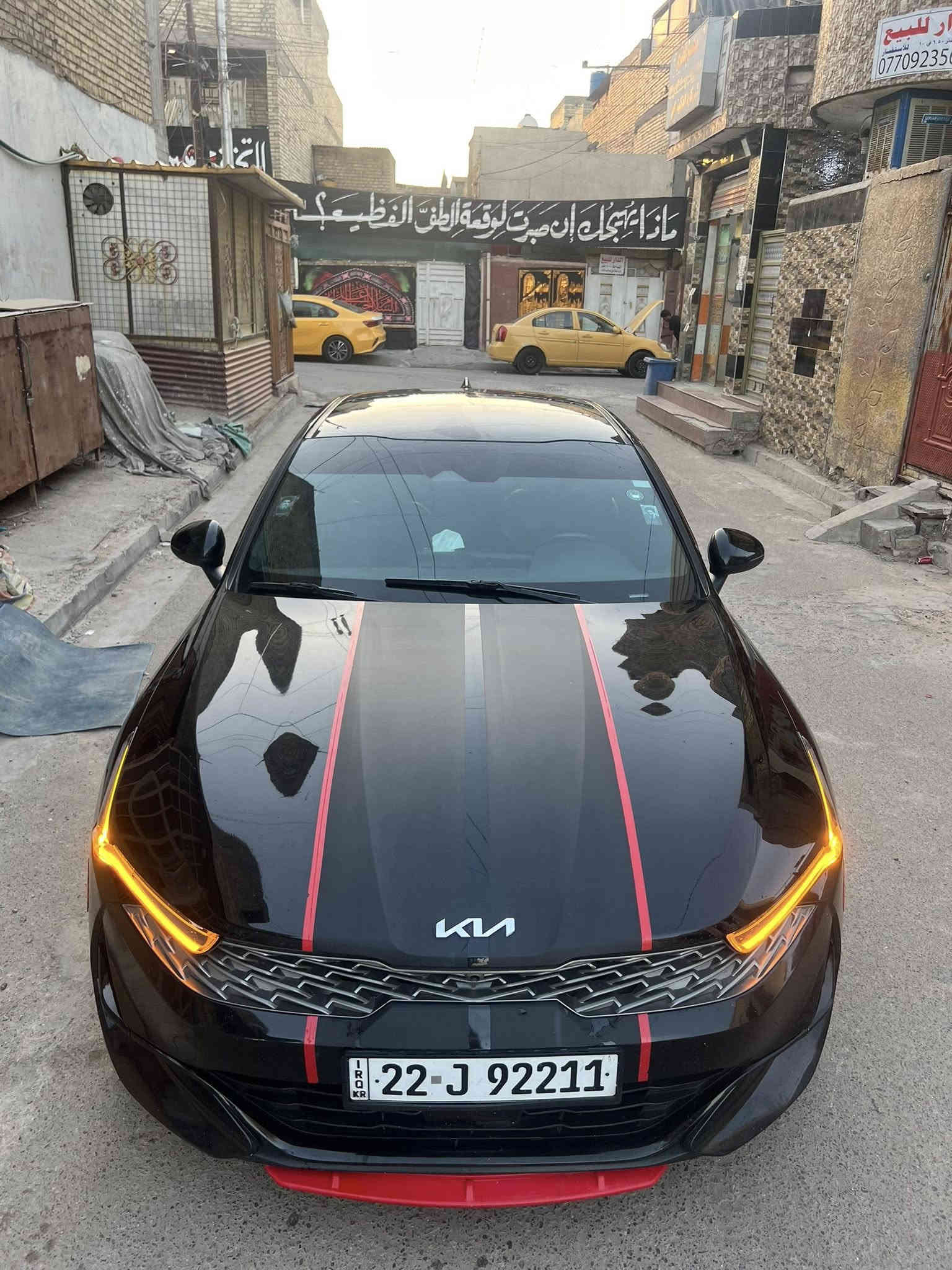 سلام عليكم 
K5 2022 وارد امريكي 
رقم اربيل ب اسمي 
 محرك ١٦٠٠ تيربو 
ماشية ٦٨ ميل 
السيارة معروفه مواصفاتها جي تي لاين 
السعر ١٤٨ وبيها مجال 
***********
مكان بغداد حي اور
