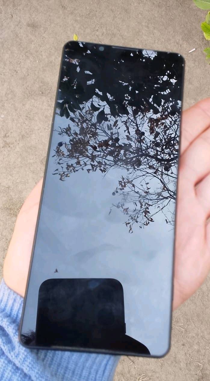 سوني 1 مارك 4 للبيع مستعجل 