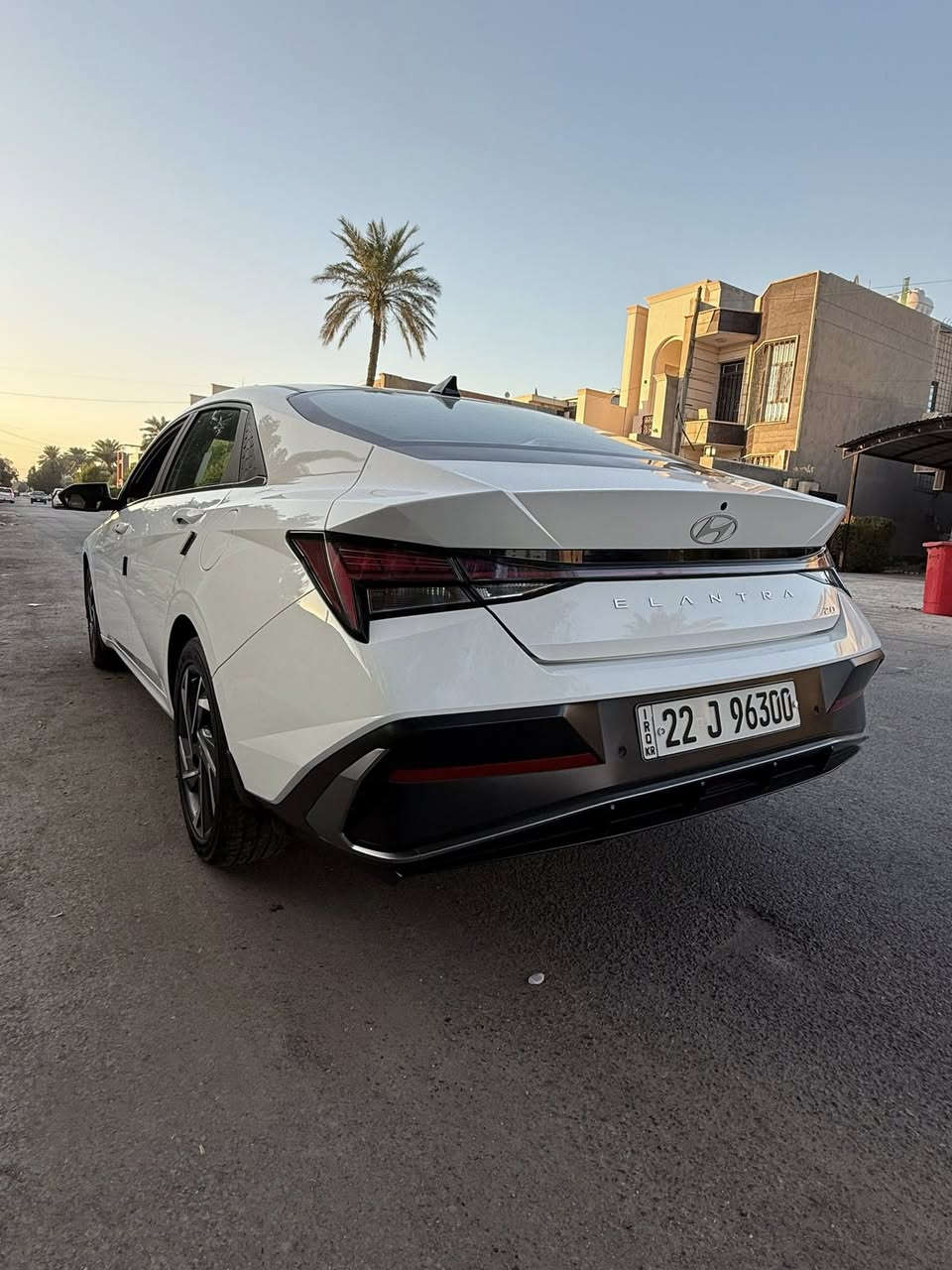 السلام عليكم 
اللنترا موديل ٢٠٢٤ 
ماشيه ٣٣ ك 
خليجيه 
رقم اربيل تحويل فقط 
فول مواصفات 
بصمه بصمة ابواب حساس اطارات شاشه دجتل منفصل مانع انزلاق قطعتين تبريد  فتحه مري شفط  وباقي الموصفات المعروفه 
بيها ملاحضه بسيطه طخه بلايت الامامي فقط والدعاميه بسيطه جداً  
السعر ١٨٨ وبيها مجال بسيط
للاتصال 
*********** 
واتساب موجود
