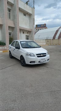 ٢٠٠٩ • جير عادي • محرك ١٦