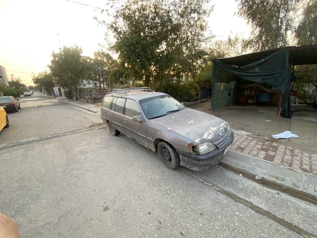 سلام عليكم اوميكا موديل ١٩٩٢ رقم كركوك مشروع وطني دفتر بانزين سياره كير محرك اكسل شرط سقف مكصوص 
صدر تايرات جديد مكان كركوك شرط ‏وكاله وتحويل 
سعر 21 بي مجال اتصال 📞 *********** بي واتساب بس ￼
