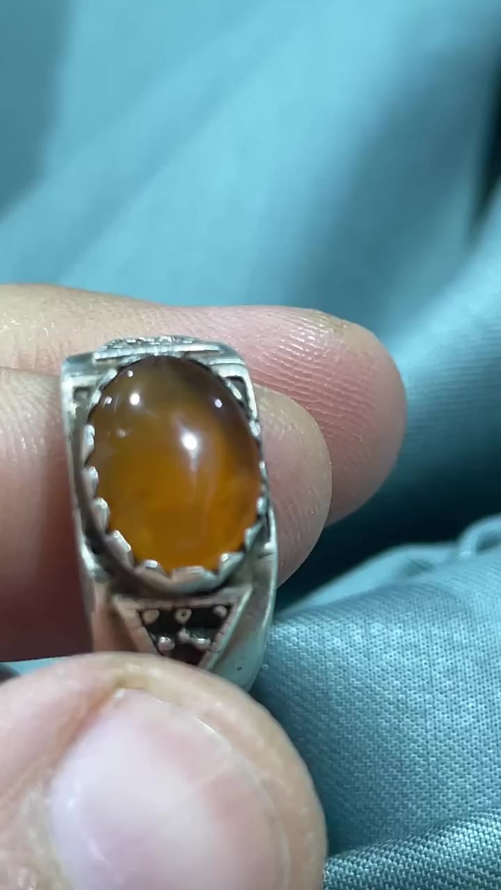 سلام عليكم حزع يماني وعقيق يماني صياغات ثقيلة حجر اصلي *********** بصرة
