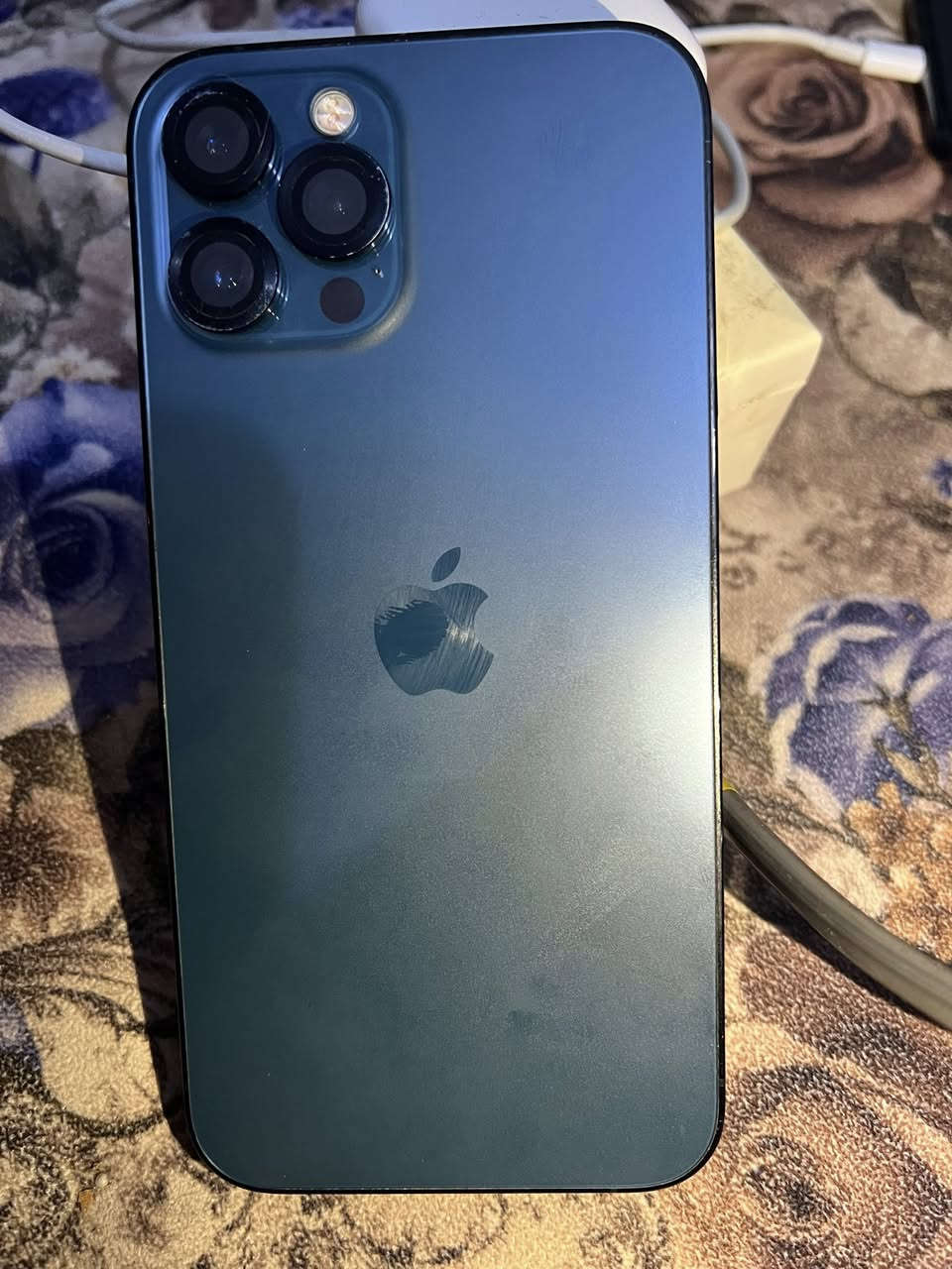 سلام عليكم آيفون 12برو ماكس الباتري78مامفتوح الجهاز كلو بل شرط هاذه رقمي خابر وتلل ***********
