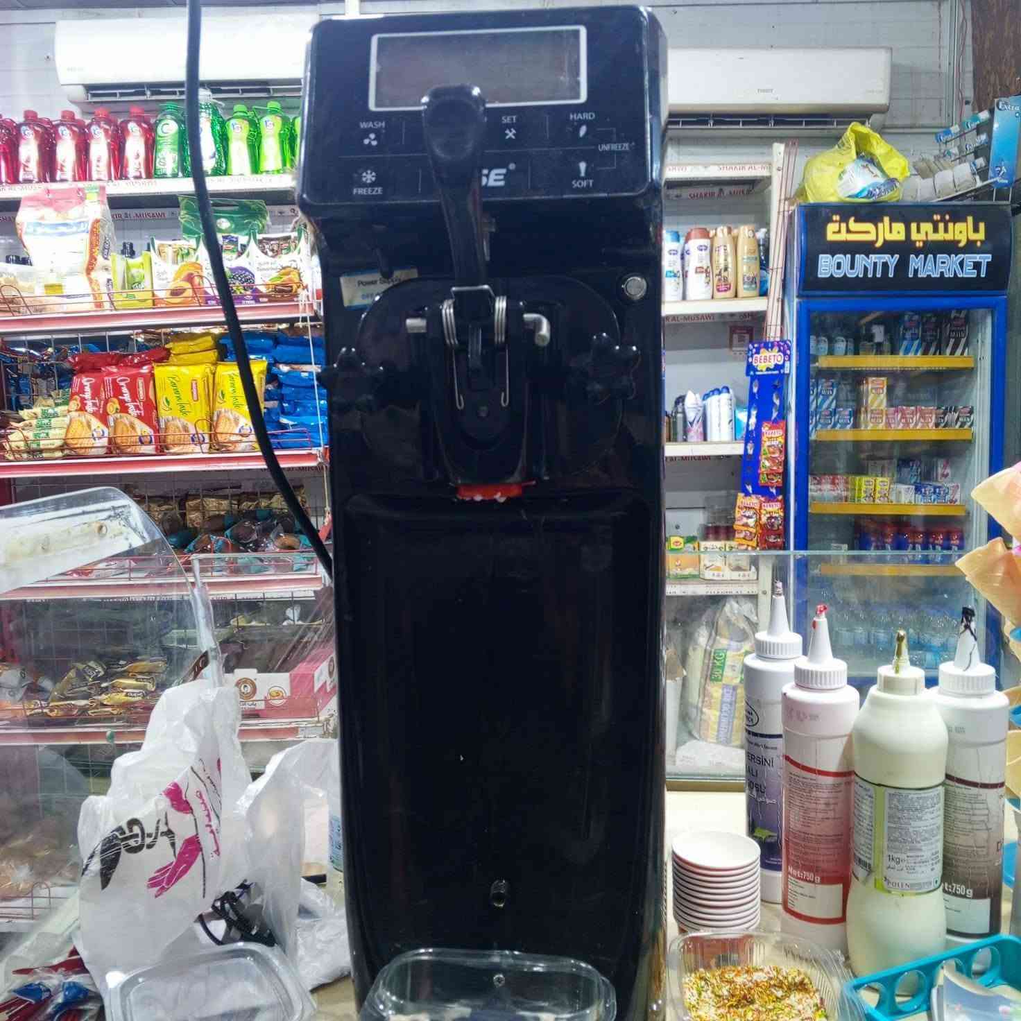 مكينه سوفت حوض واحد و كير واحد اخت الجديده حجمها صغير حلوه شغاله مداخله تصليح سعرها ٤٠٠ الف مكانها البصره التنومه الاتصال على الرقم ***********
