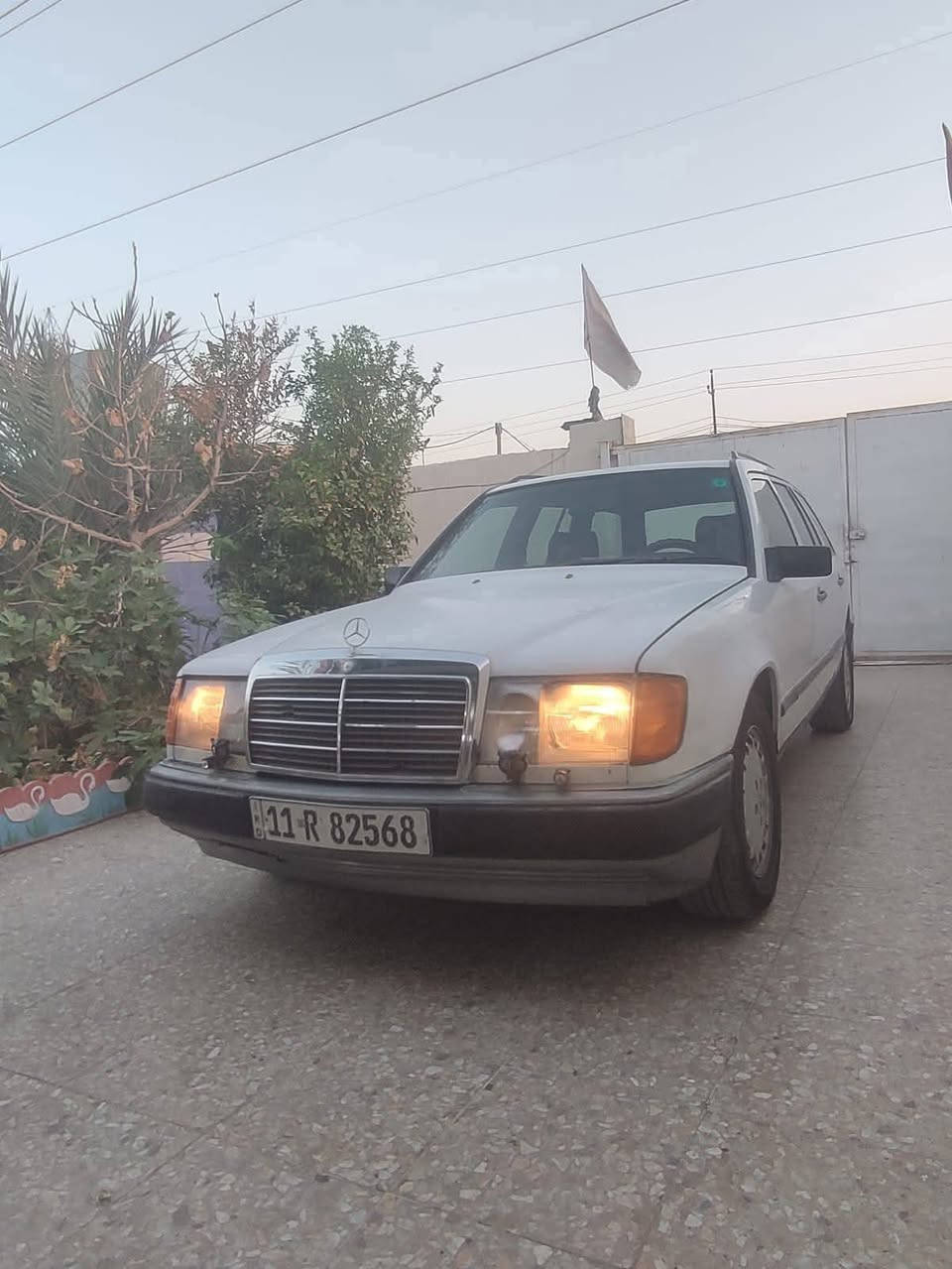 مرسيدس دب رقم بغداد الدولي الجديد نكليزي بسمي مكفولة عنوان بغداد مدينة الصدر  الاورفلي بيع مستعجل تصال ***********
