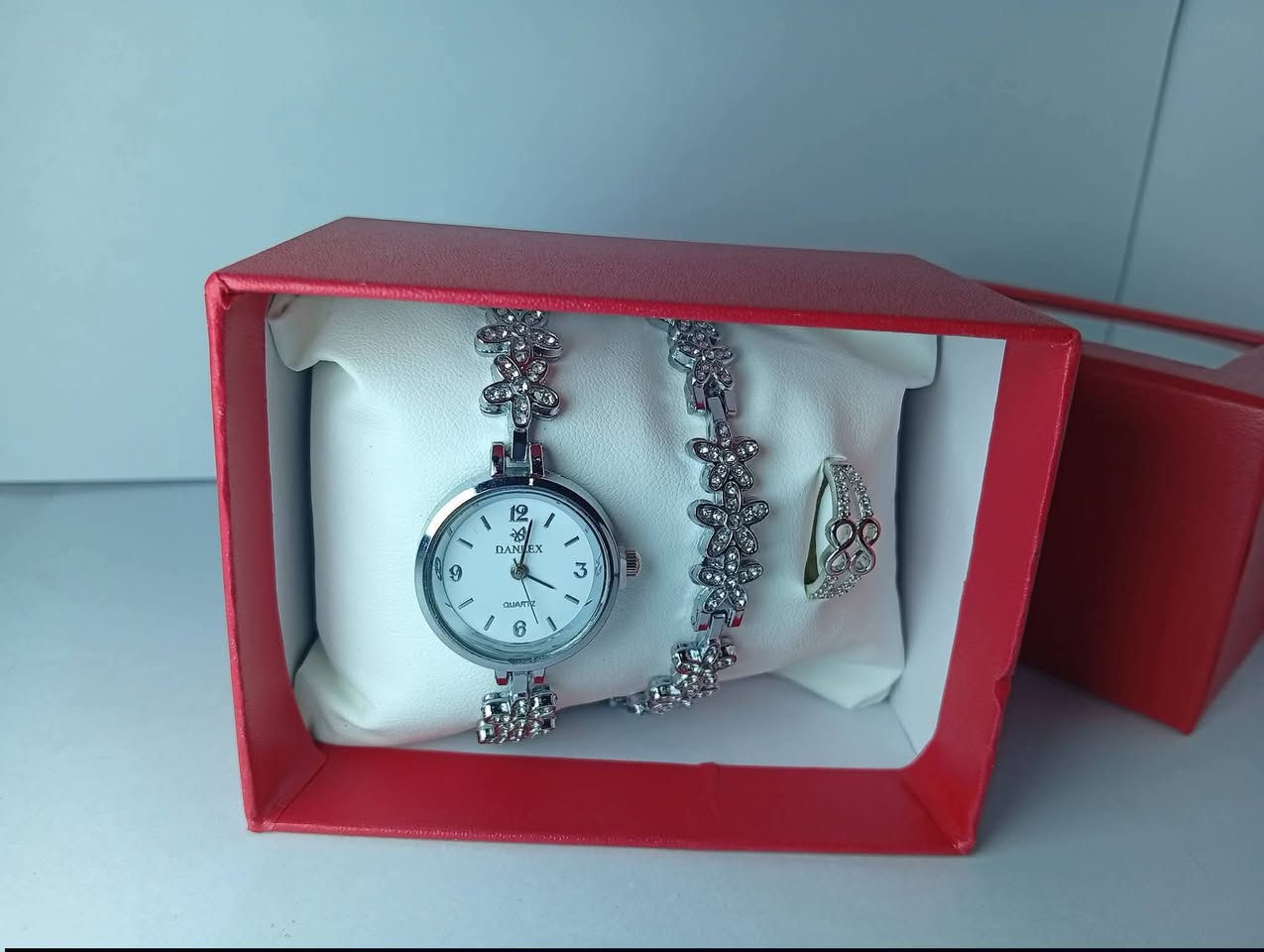 يا رب كلمن تعلقلي تتحقق شكو امنية ببالها


**إذا كنت صاحب هذا الإعلان وتريد حذفه لأي سبب، رجاءا أرسل رسالة إلى الدعم الفني**