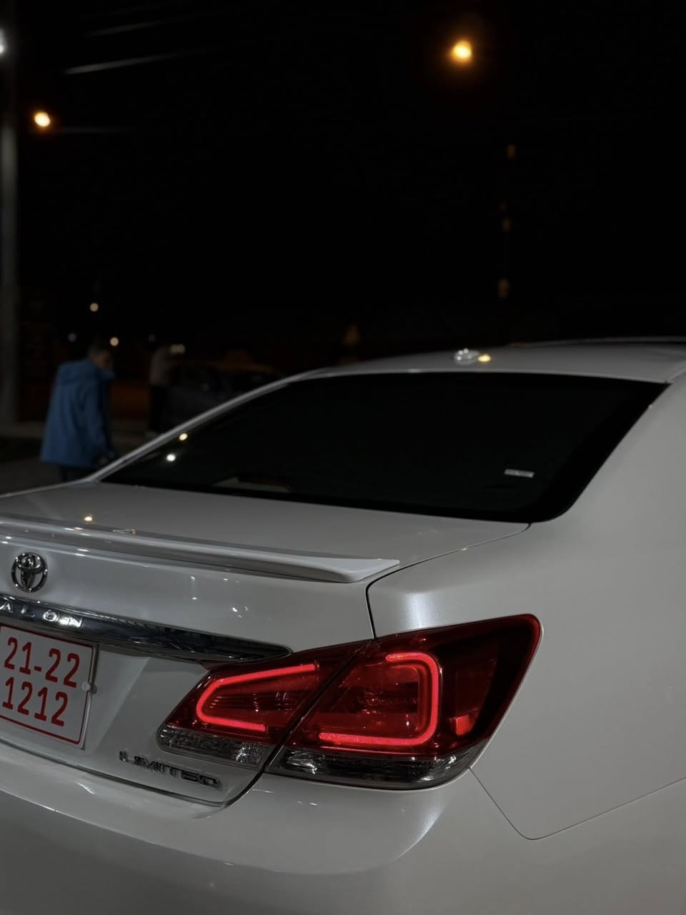 Avalon 2012

نەرمەلۆن ٢٠١٢
گێرومەکينە بەشەرت سەوتی دييجتل نيە 
کەنەديە  ناو خورفە ١٠٠/١٠٠جوانە 
١پارچەو نيو سبوخە بەس پەمپ داعم ولێدراوی نيە 
تەقەورەقەی نيە بۆ مەسرەف مەگەری يەک سەنت مەسرەفی نيە ***********
١٢٥ مەجالی زۆر زۆر کەم
