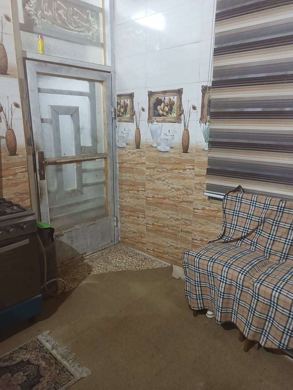 بيت للبيع المساحة 100طابقين للبيت على شارع تبليط كافت الخدمات على طريق الزوار بي قرار محكمه العنوان كربلاء  حي الجامعة خلف الجامعة مال كربلاء السعر 100 وبي مجال


**إذا كنت صاحب هذا الإعلان وتريد حذفه لأي سبب، رجاءا أرسل رسالة إلى الدعم الفني**