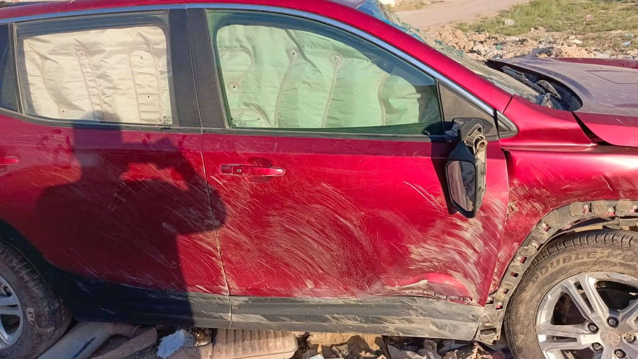 جمسي تيران مضرره كما موضح بالصوره للبيع
للاستفسار ***********
