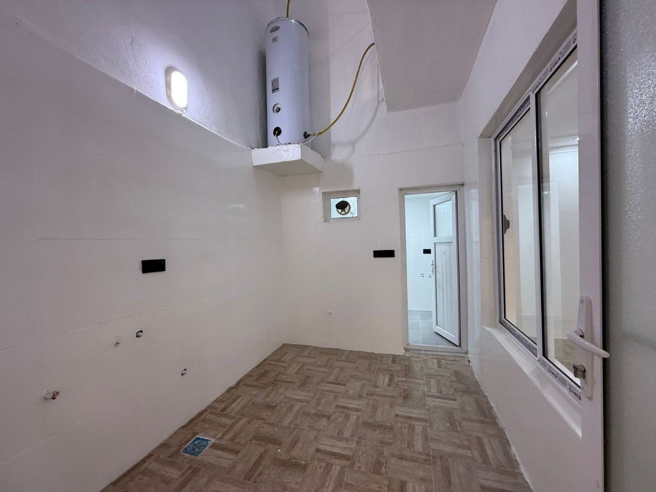 #عقارات_حبيب_علي
🔸سند طابو يتسجل بإسم اي عراقي
📍أربيل-بيت للبيع 5حساروك مقابل الحديقه ع شارع كورنيش مباشرة
➖مساحة 125M طابقين 
يتكون⤵️
➖4غرف نوم 
➖استقبال-صاله-مطبخ-مجموعه صحيات-كراج
***********
***********
لمشاهدة الفيديو والسعر والباقي من العروضات ادخل للقناة رابط القناة👇
https://t.me/habeb2ali

#عقارات_اربيل #شقق_للبيع_اربيل #بيو_لبيع_اربيل  #فلل_للبيع_اربيل #مجمعات_سكنية_اربيل
 #عقارات_كردستان  
#استثمار_عقاري_اربيل #عقارات_بغداد_سليمانية_اربيل  #عقارات_شمال_العراق  

9 دفتر 70 ورقه
