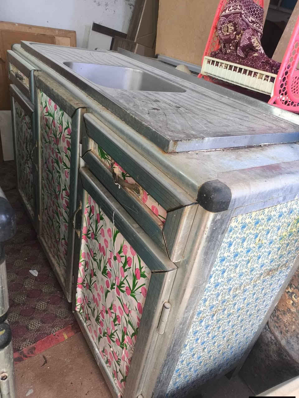 غراض للبيع نظيفه كلمن وسعرها
سماوه


**إذا كنت صاحب هذا الإعلان وتريد حذفه لأي سبب، رجاءا أرسل رسالة إلى الدعم الفني**