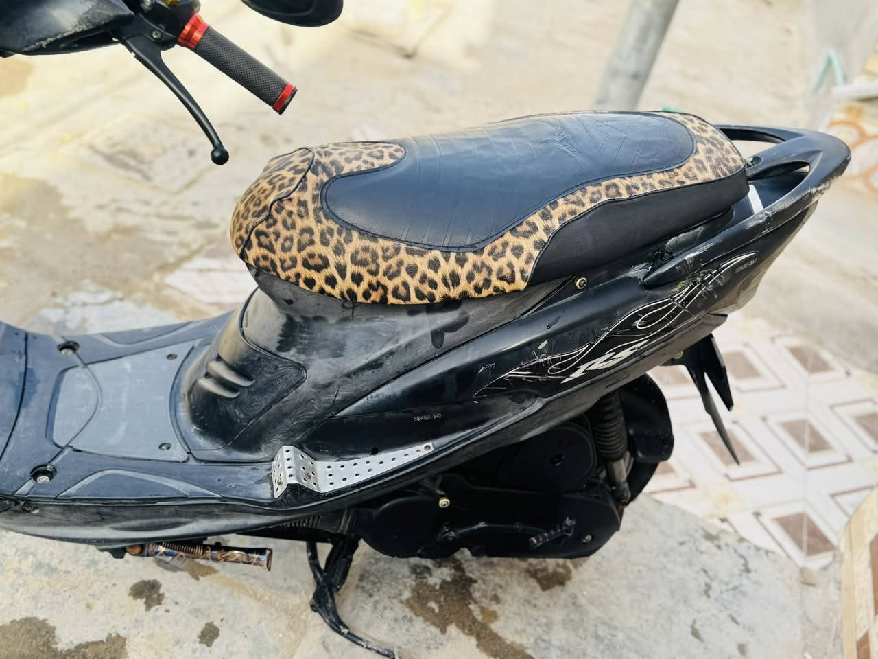 سلام عليكم 

للبيع ماكس عدله كله كامله مكمله سلف هندر كله شغاله كهربائيات ختم واحد كلهه الدراجه شوفت عينك برغي مناقصه شراي تعال خااص

مكااني دوانيه حي الوحده

رقمي ***********
