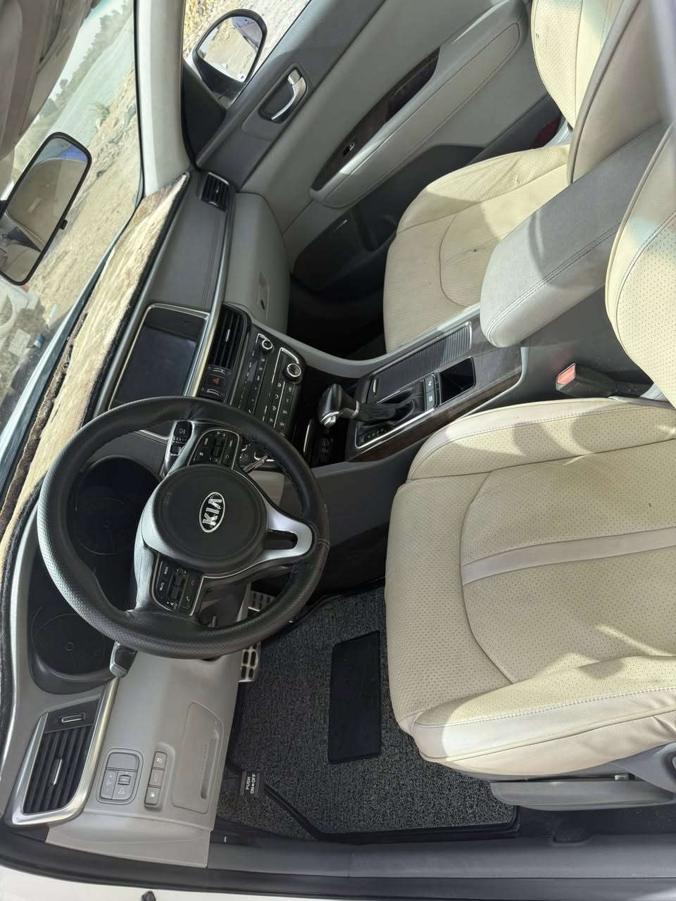 السلام عليكم شباب بيع مستعجل اوبتيما مديل2016خليجي بيه قطعه صبغ واحده رقم بغداد سنويه جديده السياره جاهزه من كلشي 

***********
