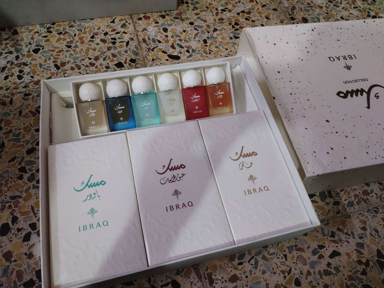 كارتونة عطور اصلية اماراتية سعر الكارتون 33قطعة 225


**إذا كنت صاحب هذا الإعلان وتريد حذفه لأي سبب، رجاءا أرسل رسالة إلى الدعم الفني**