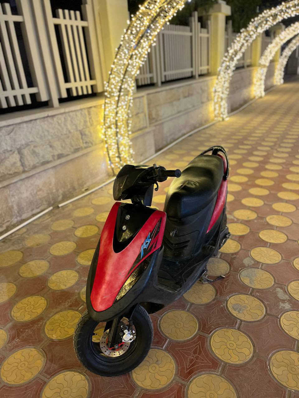 سلام عليكم دراجه ماكس عدله  للبيع رمبه صالي شهر ونص من اخذتهة من الرمبه  الدراجه كامله من كل النواحي. شغل سلف واتوكل عله الله. الدراجه بيهة صالنصه رياضي  سلف رياضي   كفرات ختم واحد من الايت للبك لايت لون احمر جارد المرغوب  السعر 850 العنوان نجف   شارع الغدير  واتساب متوفر  فقط مكلف بل نشر رقم صاحب الدراجه ***********  الموشراي لا يراسل
