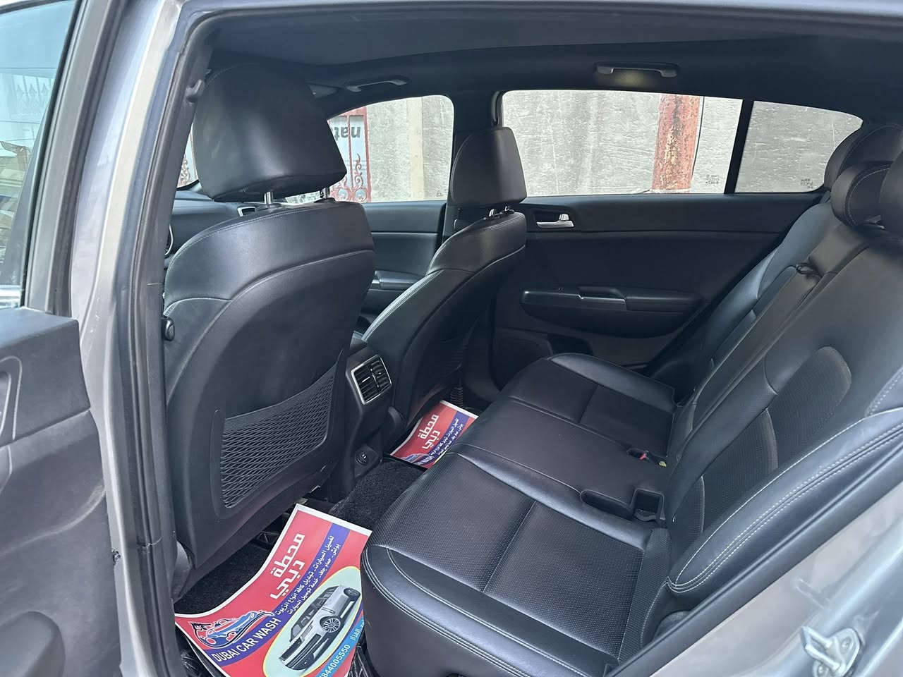 السلام عليكم 
سبورتج موديل 2020 رقم اربيل بأسمي 
مواصفات 
رادار 
كروز سرعه 
شاشه كبيره
 تحكم ستيرن 
كامره دواره 
وبقية تفاصيل والمواصفات السيارة فئة (S)
حادث السياره موضح بالصور بدون أيرباك 
السعر ١٧٠ 
ماشية ٨٠ الف كم 
المكان بغداد بغداد الجديدة
  ***********
