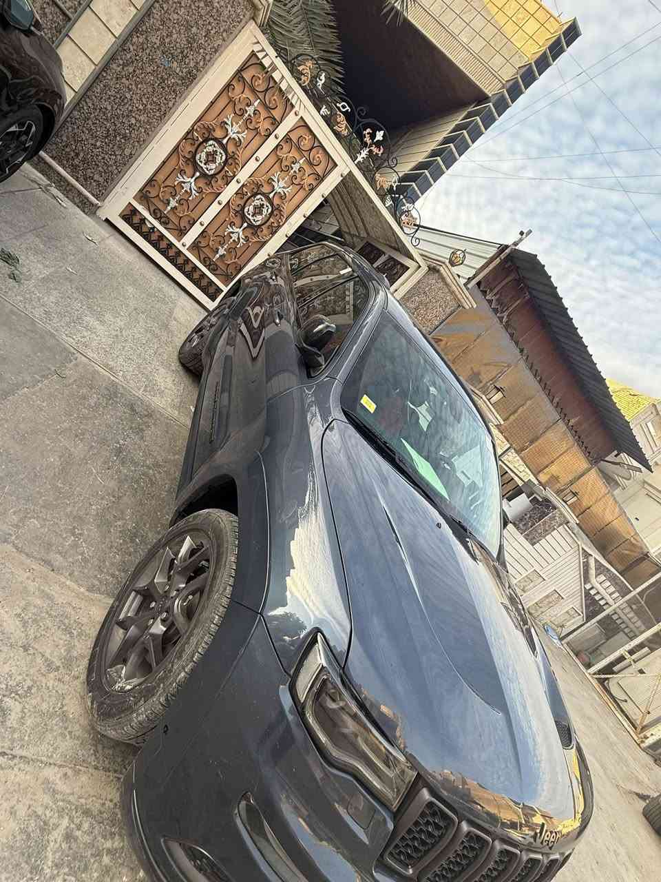 جيب Sمديل 2020 خليجيه. سياره. بيه ٣ مكانات بارد فقط ولباقي مكفول كير مكينه دواخل شرط سياره فول فول مواصفات داخل احمر. لون مميز. كسنات كهرباء تدفا سيترين شفتات 4*4 دفع رباعي مودات قياده. بنراما.مكان سياره بغداد. وسعره مناسب 293  وبيه مجال. انشالله 
***********
