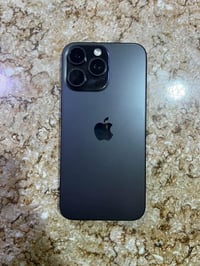 آيفون ١٥ برو ماكس • ٢٥٦ • فيس ايدي شغال