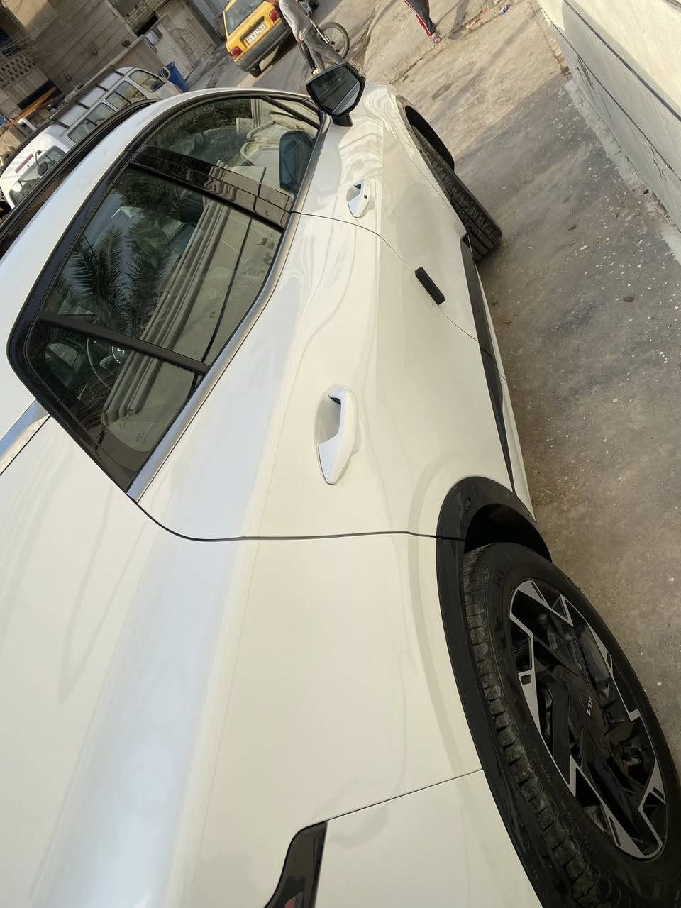 السلام عليكم سبورتج جيتي الين  فول موصفات  العنوان بغداد الجديده السعر ٢٥٠$ الستفسار تصل ***********   بيهه بس دعميه اماميه مبدله
