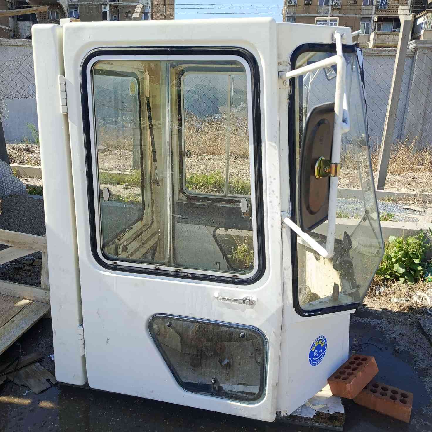 السلام عليكم قمارة شفل ميسبوشي حجم 500 للبيع نضيفه دخول جديد كامله أي نقص ما بيهه حتى تدفه بيهه لا خياس ولا زنجار مكانه بغداد اخوان مكلف بنشر رقم صاحب القماره
*********** و الشراي يتصل وبي خير و يدلل
