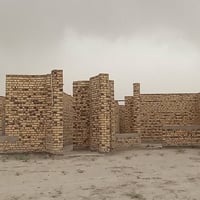 ارض زراعيه 10دونم متكونه من بستان وبيت هيكل متكون من 3غرف  مع صاله مع ...