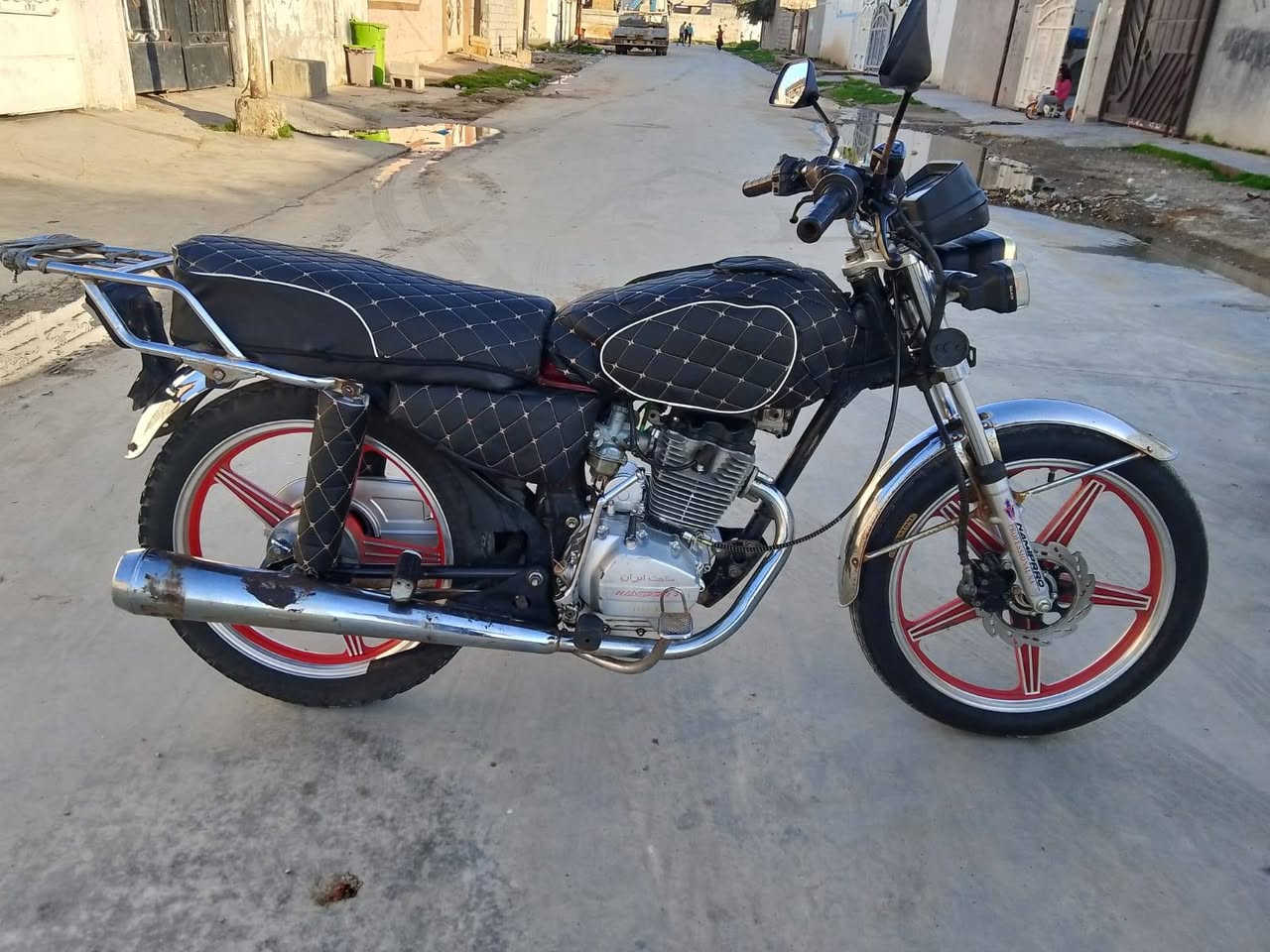 سلام عليكم 
للبيع دراجه نامي برو موديل 20 خمسه كير 
دراجه حلو او نضيف محرك مفتوح محرك حلو ناعم فول صوت فيلس مابي فقط يحتاج ترتيب كهربائيات بس 
للبيع او مراوس حسب القناعه سعر الدراجه 350 بيها مجال مكاني كركوك هذا رقمي ***********
