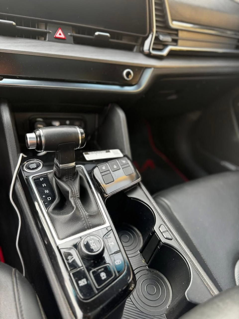 سبورتج 2023 KIA SPORTAGE, X-PRO PRESTIGE امريكي اكس برستيج شكل السورنتو اعلى مواصفات بل سبورتج فول 1/1 ماشيه 35 صور الحادث بل منشور رقم بغداد انكليزي باسمي فتحه جلد كراسي كهرباء محرك 2500 مكاني بغداد سعر 230 رقم ***********
