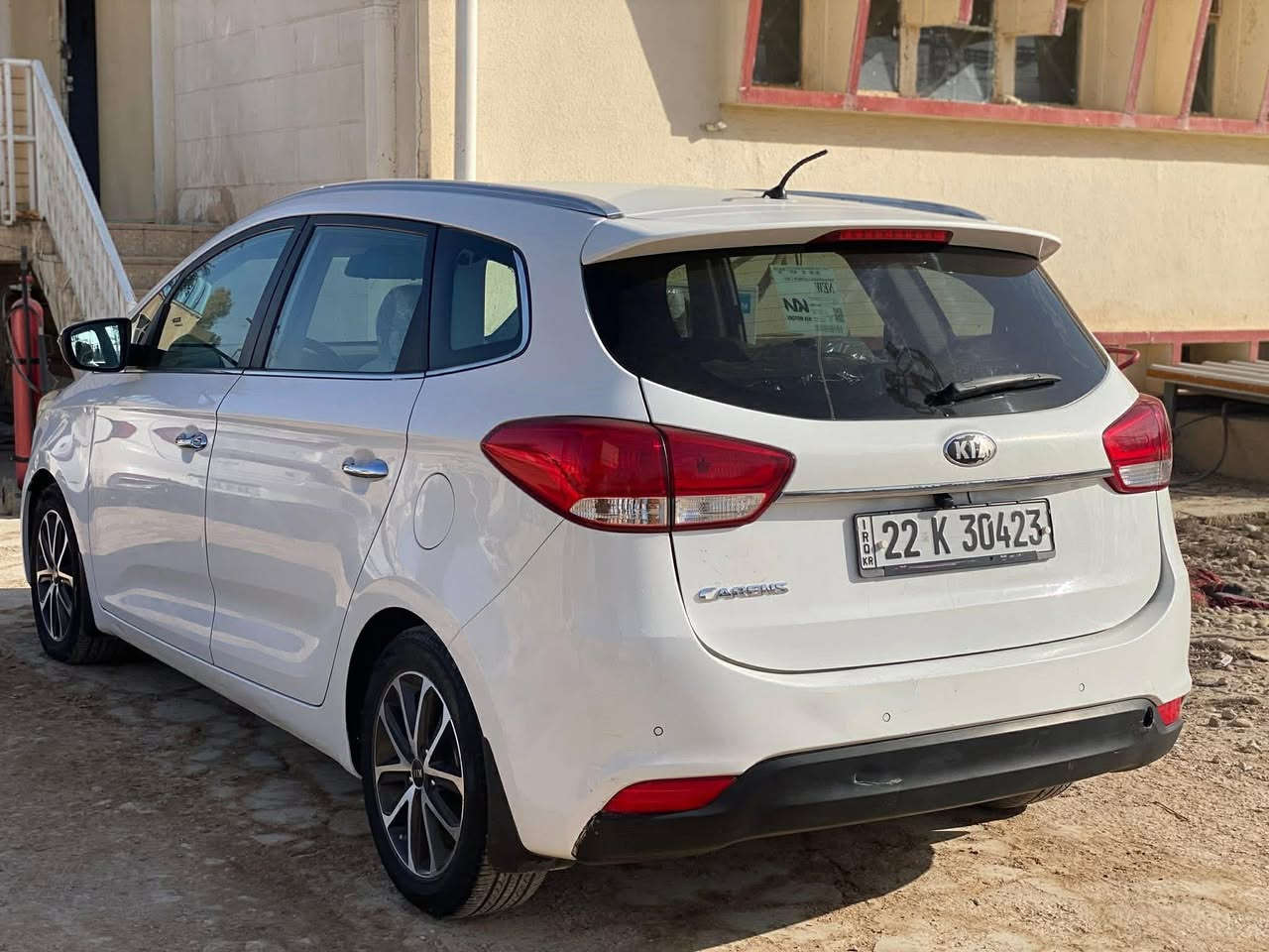 السلام عليكم 
للبيع كيا كارنز 2014 خليجي
مكفولة السيارة نظيفة واستخدام شخصي
السعر 140 وبيه مجال
***********
