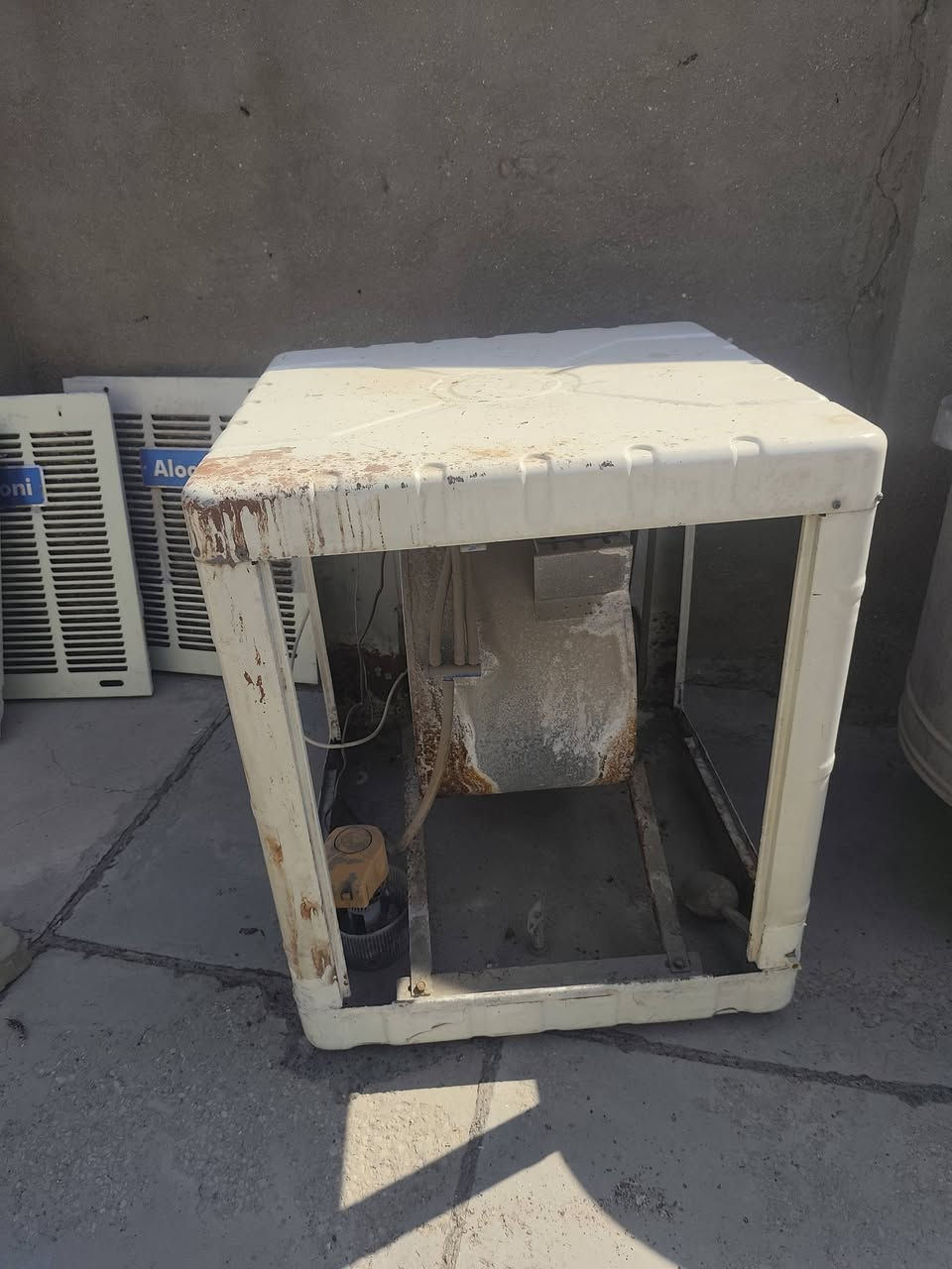 السلام عليكم مبرده الونا الاصليه ماخذها ٢٥٠ مشتغله موسم ومتروكه موسم بعد ماشغلتها ماطورها جديد لوك رايدها ١٠٠ قفل مكاني الشعب


**إذا كنت صاحب هذا الإعلان وتريد حذفه لأي سبب، رجاءا أرسل رسالة إلى الدعم الفني**