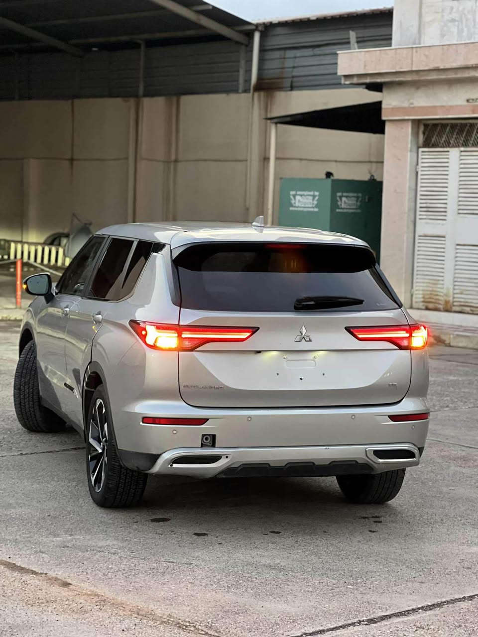 ميسيبوشي ئاوتلندر2024
جملغ ده رگا و ليواري بونت صبخ
بي داخلي ارباك سيستم وينه ي حاديسه م داناوه
فول بي سلايت 
*********** واتسااب 
170$مجال شوين اكري أربيل, العراق
