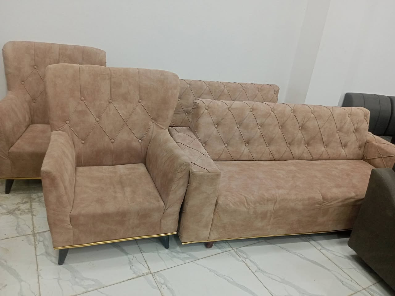 يا الله وجبه جديده دواوين باله كلش نظيف موقعنا عزيزيه مجاور بوابة الخليج ***********
