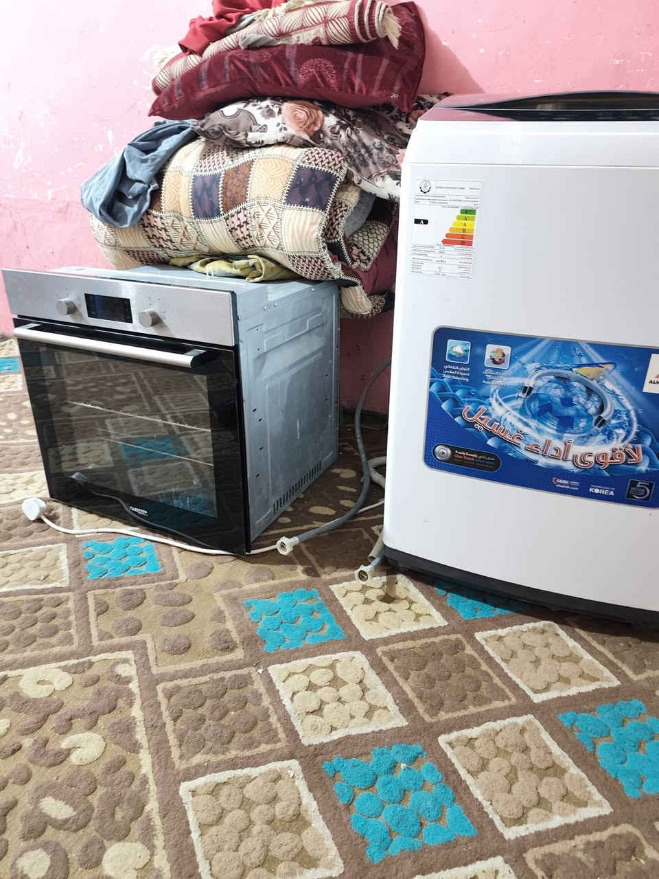 غراض بيت للبيع العنوان كربلاء الشراي يتصل ***********
