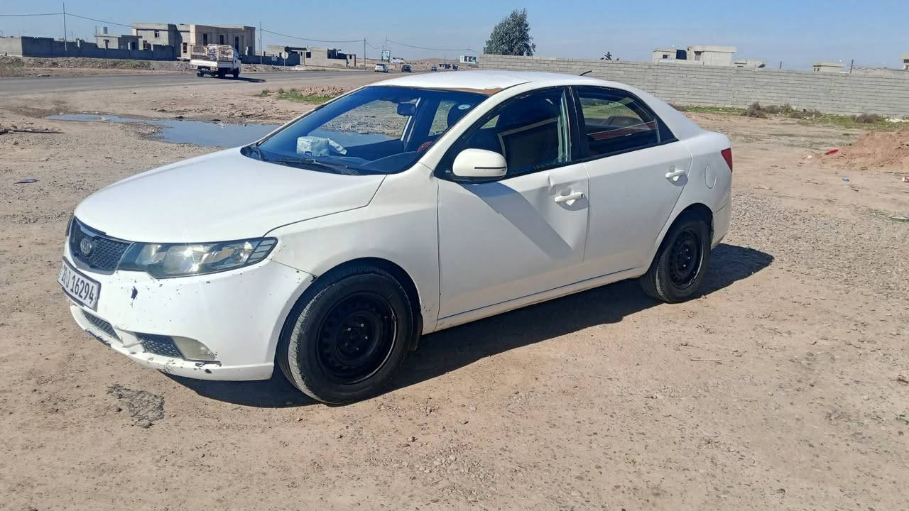 سيراتو موديل 11 رقم اربيل دولي شرك الوكاله و التحويل 
كير و محرك شرط صدر جديد طخم جديد تبريد تدفه كلو شغال الضرر صبغ اقل من العام بس انطيك عام 
السعر 76 وبيه مجال العنوان موصل كيارة 
اتصل ادلل 
***********
