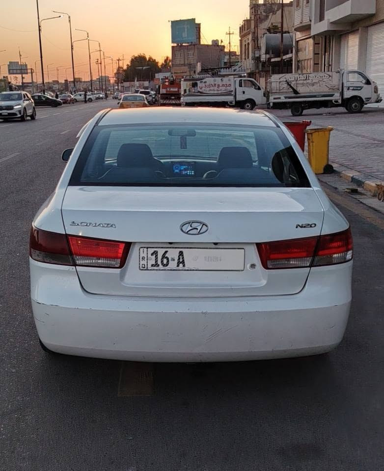 سوناتا ٢٠٠٧ محرك ٢٠٠٠ مكفوله كفالة عامه جاهزة من كلشي السعر ٨٨ وبيه مجال قليل مكان السياره النجف للأستفسار *********** ملاحظة السياره بيه جراد بالبنيد فقط ومغلف فابلون
