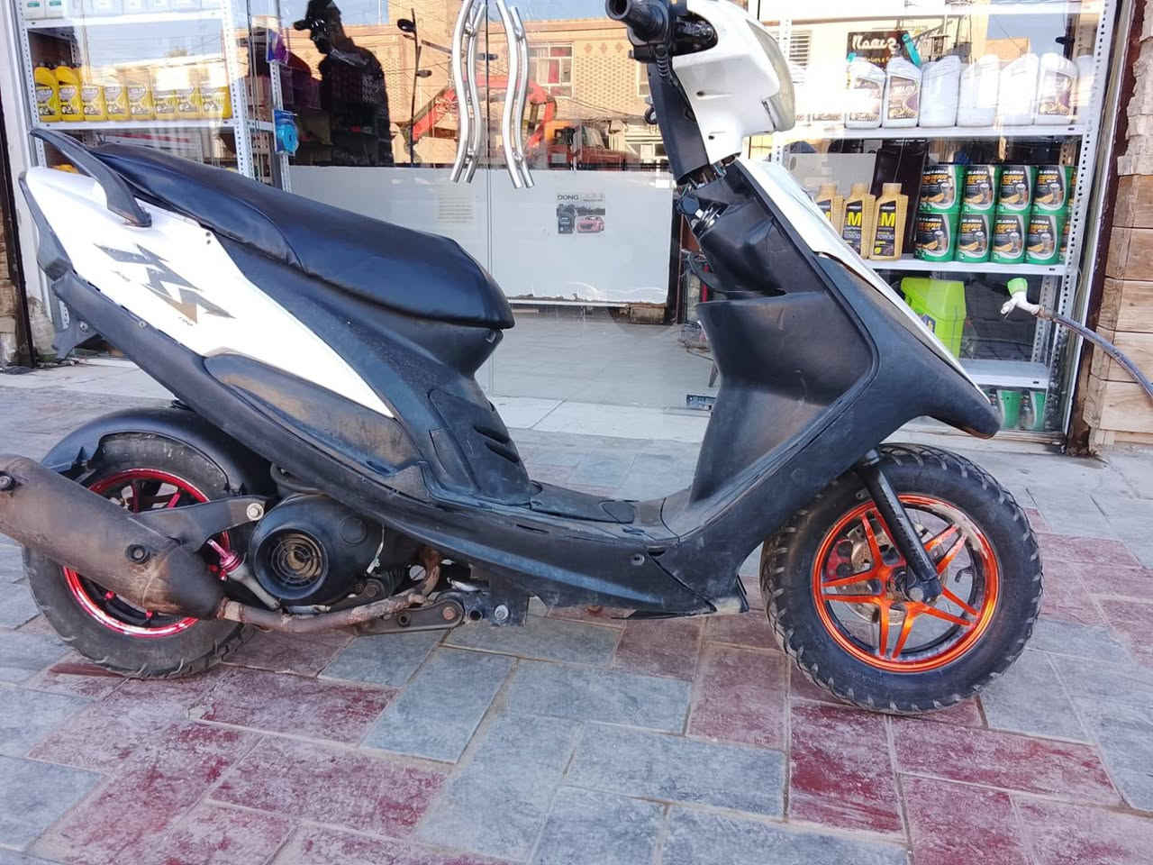 دراجه ماكس عدله ياباني
دراجه حلوه ونضيفه كلهة شغاله سلف هندر تشتغل 
كفر مختم الصلي سعرهة 425 وبيهة مجال مكان كربلاء البوبيات
للستفسار ***********
