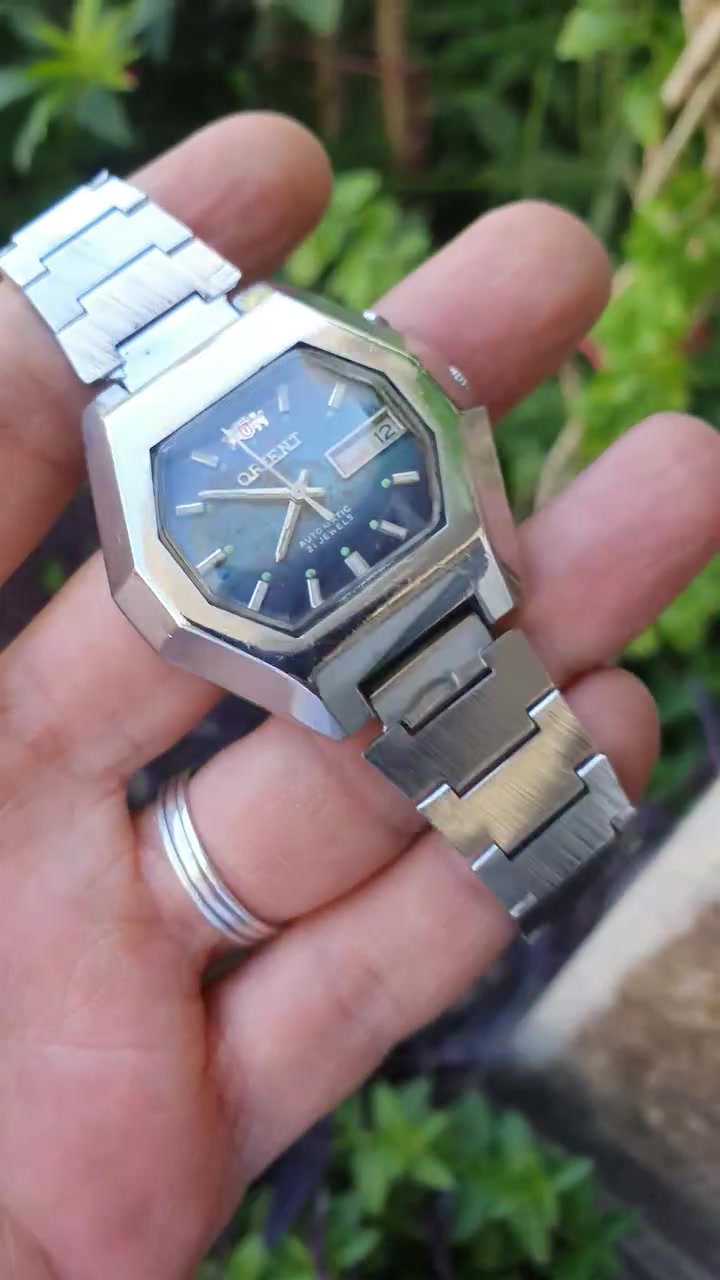 اصدار جميل من اورينت سبعينات القطر ٤١ السعر ٦٥ الف لاول تم


**إذا كنت صاحب هذا الإعلان وتريد حذفه لأي سبب، رجاءا أرسل رسالة إلى الدعم الفني**