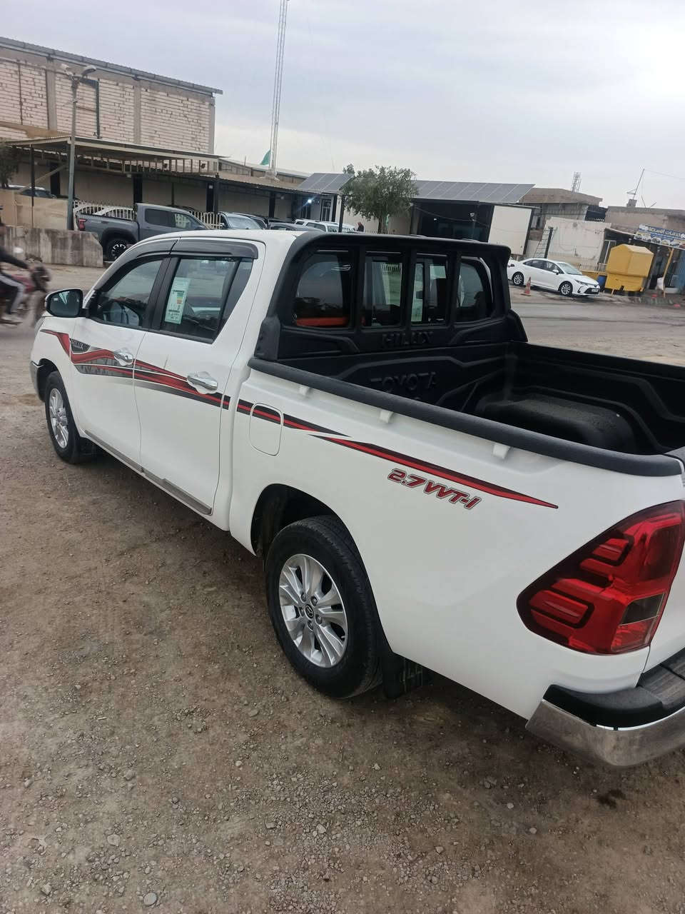 سيارات للبيع عدد 2 رقم أربيل مكفولات كفاله عامه المضلله ماشيه 50الف والثانيه ماشيه 8الف سعر المضللة 3دفاتر والثانيه 310 بيهن مجال للاتصال ***********،،،،،،،، ***********
